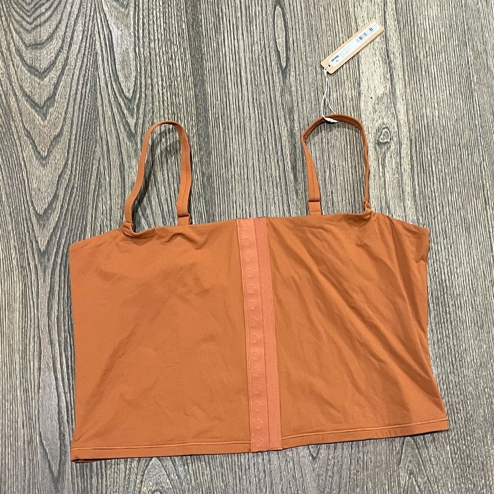 NWT Skims Fits Everybody Adaptive Cami Crop Tank Top Front Hook & Eye Bronze 2X